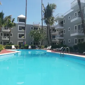 Caribbean Cozy - Pool Beach Club & Aparthotel
